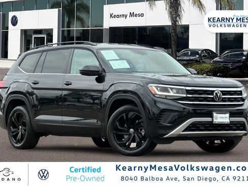 Used 2023 Volkswagen Atlas SE w/ Black Wheel Package FWD image 1