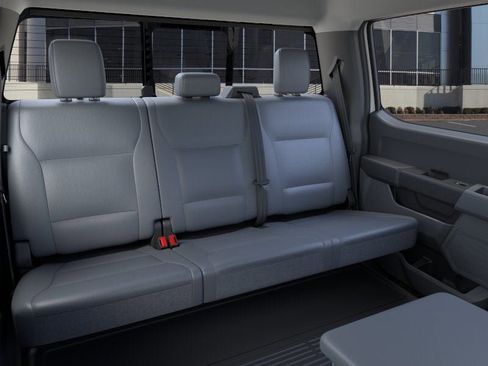 New 2025 Ford F550 4x4 Crew Cab image 11