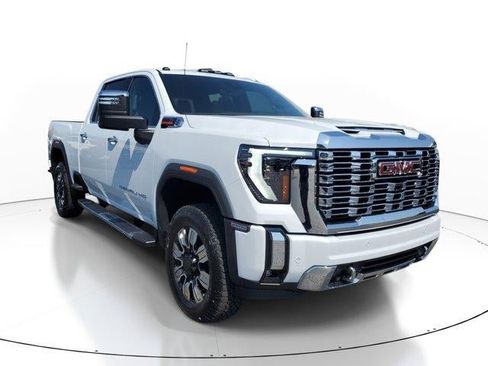 New 2026 GMC Sierra 2500 Denali w/ Denali Reserve Package AWD/4WD image 2
