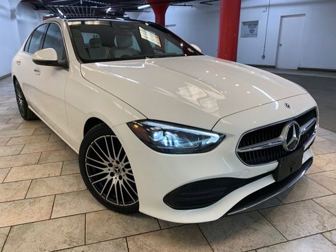 Used 2022 Mercedes-Benz C 300 4MATIC Sedan image 3