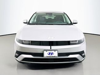 New 2026 Hyundai Ioniq 5 SEL video 2