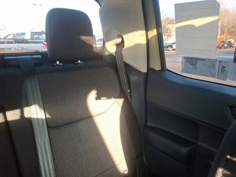 New 2025 Ford Maverick XLT w/ XLT Luxury Package image 14