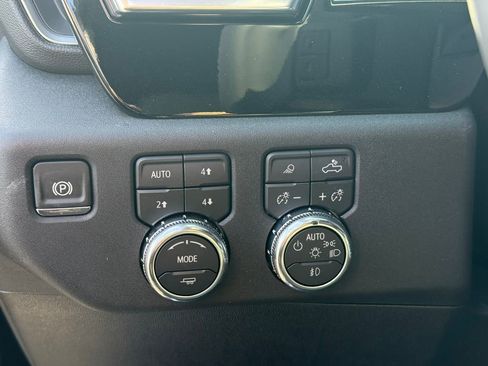 New 2026 GMC Sierra 1500 Elevation w/ Elevation Premium Package AWD/4WD image 21