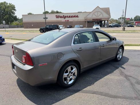 Used 2011 Chevrolet Malibu LS FWD image 5