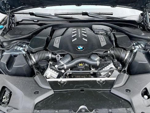 Used 2020 BMW M550i xDrive image 13