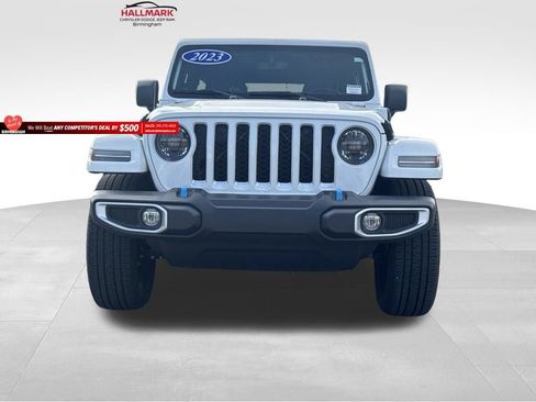 Used 2023 Jeep Wrangler Unlimited Sahara w/ Cold Weather Group AWD/4WD image 2
