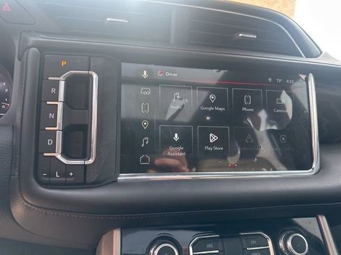 Used 2023 GMC Yukon Denali w/ Denali Reserve Package image 20