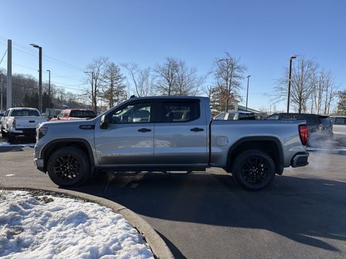 Used 2023 GMC Sierra 1500 Pro w/ Graphite Edition image 9