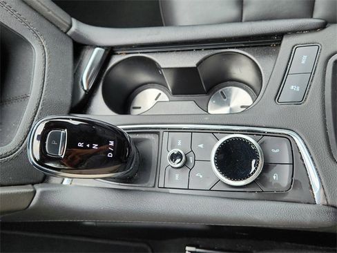 Used 2024 Cadillac XT6 Premium Luxury image 22