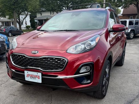 Used 2020 Kia Sportage EX AWD/4WD image 4