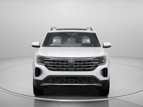 Used 2024 Volkswagen Atlas SE FWD image 7