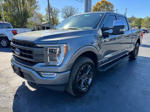 Used 2021 Ford F150 Lariat w/ Equipment Group 502A High image 3
