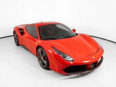 Used 2017 Ferrari 488 GTB image 24