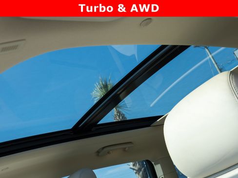 Used 2020 Lincoln Nautilus Reserve w/ Equipment Group 201A image 18