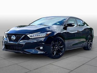 Certified 2023 Nissan Maxima SR w/ Sport Mat Group