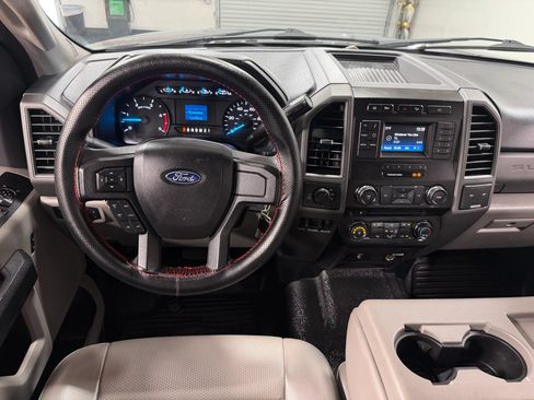 Used 2017 Ford F250 XL w/ STX Appearance Package AWD/4WD image 24