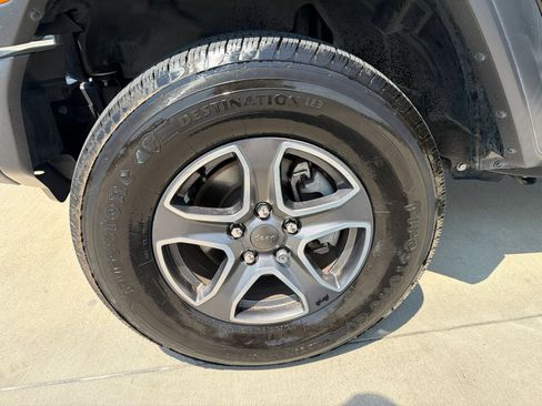 Used 2020 Jeep Wrangler Unlimited Sport S AWD/4WD image 13