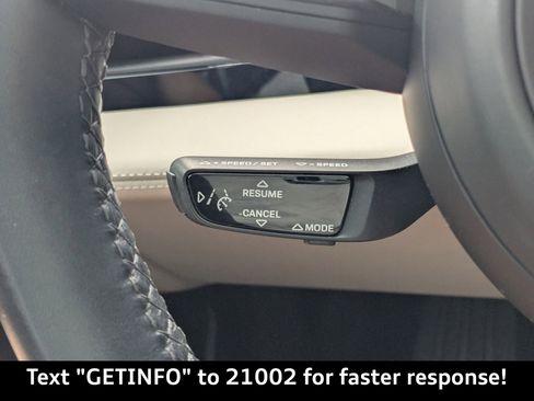 Used 2022 Porsche Taycan image 34