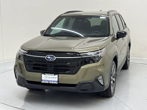 Used 2026 Subaru Forester Touring AWD/4WD image 1