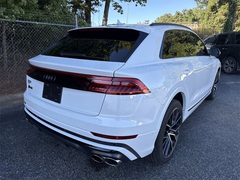 Used 2023 Audi SQ8 Prestige image 7
