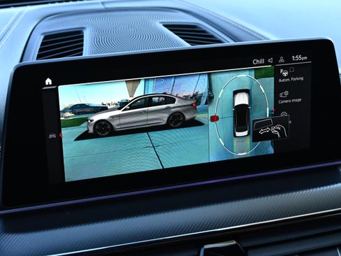 Used 2020 BMW M5 w/ Executive Package image 41