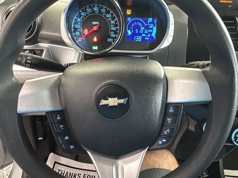 Used 2014 Chevrolet Spark LT FWD image 17