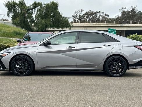 Used 2025 Hyundai Elantra N Line image 9