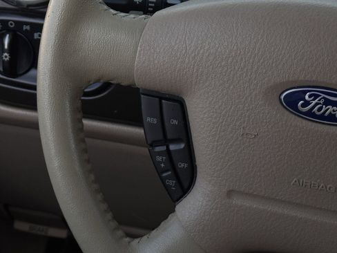 Used 2006 Ford Expedition Eddie Bauer image 14