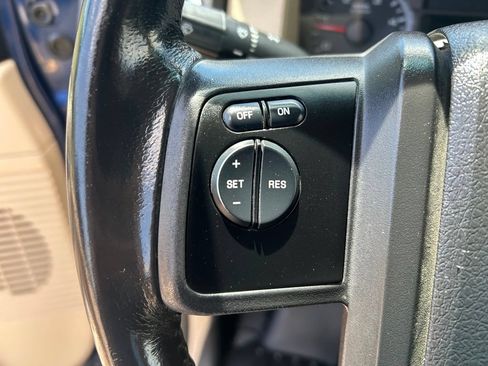 Used 2010 Ford F350 4x4 Crew Cab Super Duty image 12
