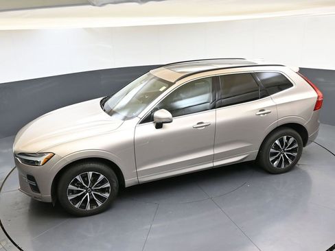 Certified 2023 Volvo XC60 B5 Core image 37