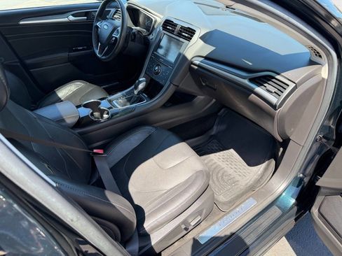 Used 2014 Ford Fusion Titanium FWD image 24