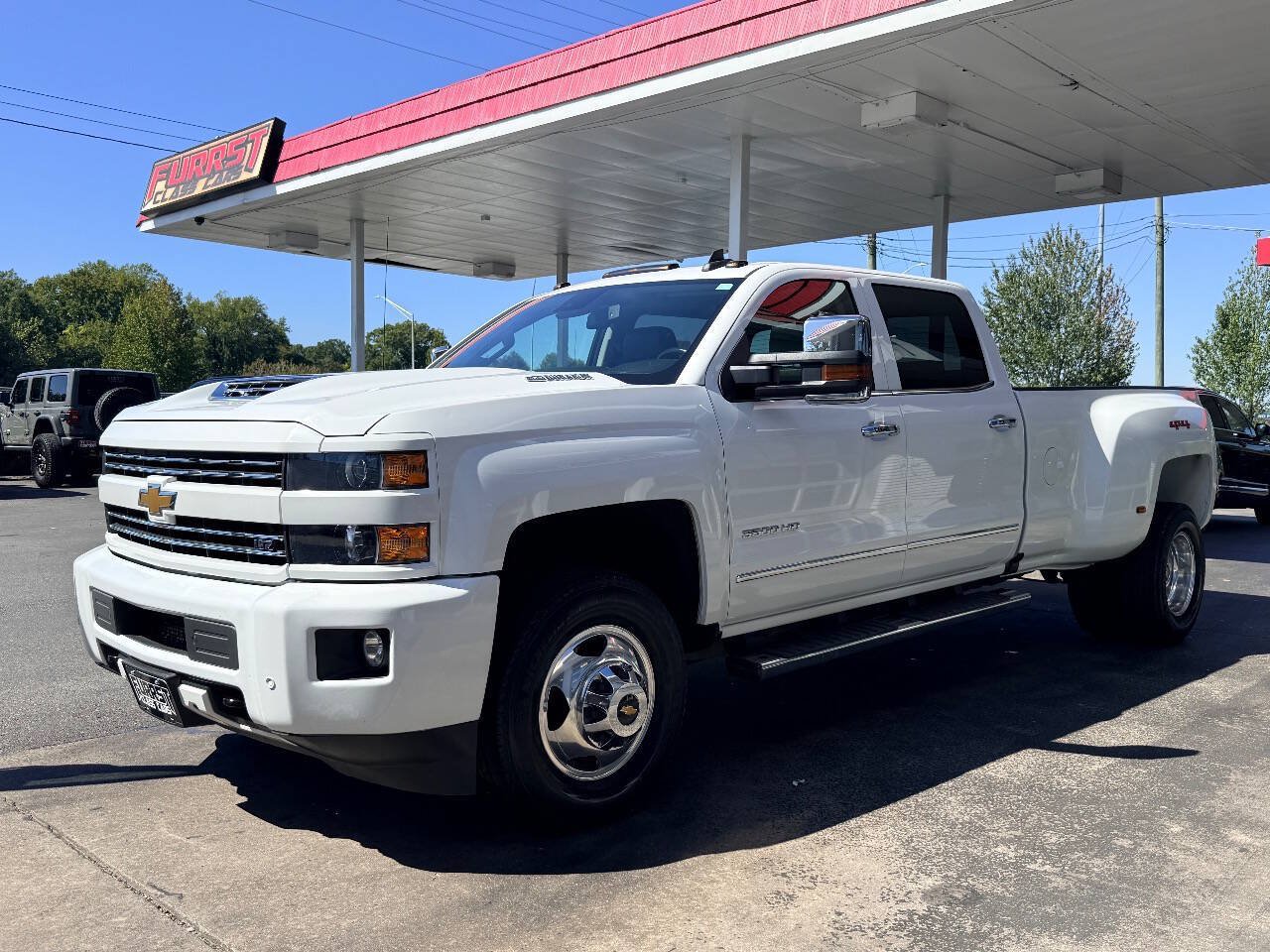 Used 2019 Chevrolet Silverado 3500 LTZ w/ LTZ Plus Package AWD/4WD image 6