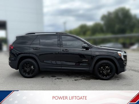 Used 2023 GMC Terrain AT4 AWD/4WD image 8
