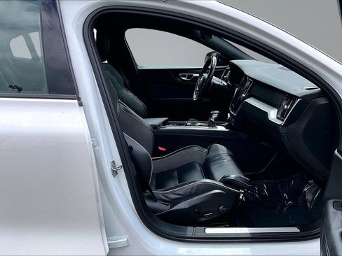 Used 2019 Volvo S60 T6 R-Design AWD/4WD image 13