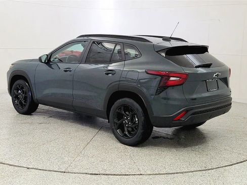 New 2026 Chevrolet Trax LT FWD image 5