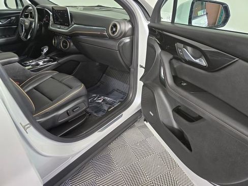 Used 2023 Chevrolet Blazer Premier AWD/4WD image 12
