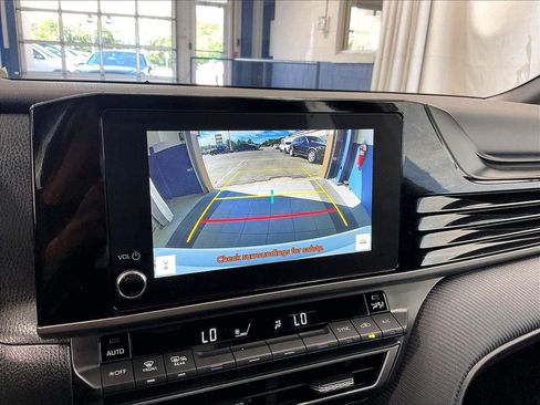 Certified 2025 Toyota Camry SE FWD image 19