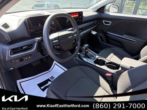 New 2026 Kia K4 FWD image 28