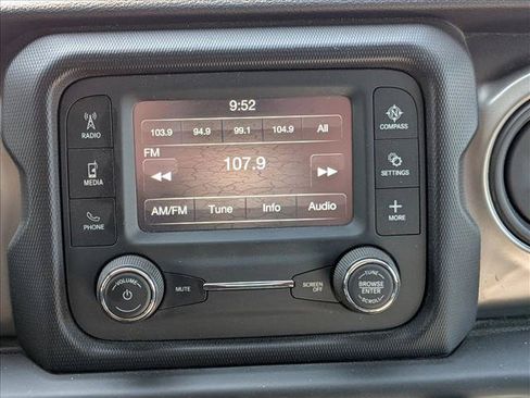 Used 2020 Jeep Wrangler Sport AWD/4WD image 14