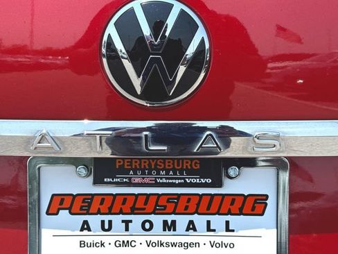 Used 2021 Volkswagen Atlas Cross Sport SE w/ Panoramic Sunroof Package AWD/4WD image 32