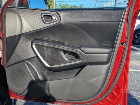 Used 2024 Kia Soul LX w/ Option Group 015 image 26