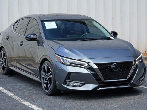 Used 2023 Nissan Sentra SR w/ SR Premium Package FWD image 49