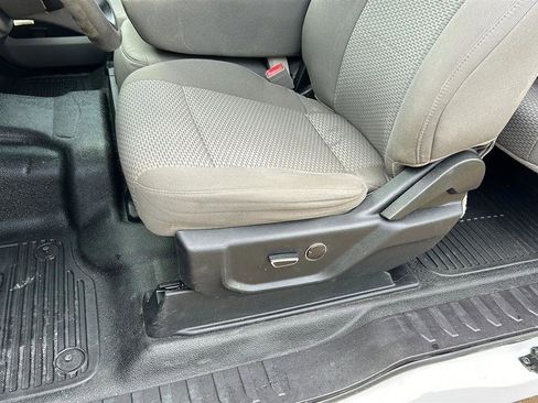 Used 2018 Ford F250 XLT w/ XLT Value Package image 38