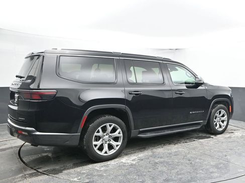 Used 2022 Jeep Wagoneer Series II image 11