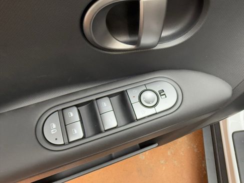 New 2026 Hyundai Ioniq 5 SE image 17