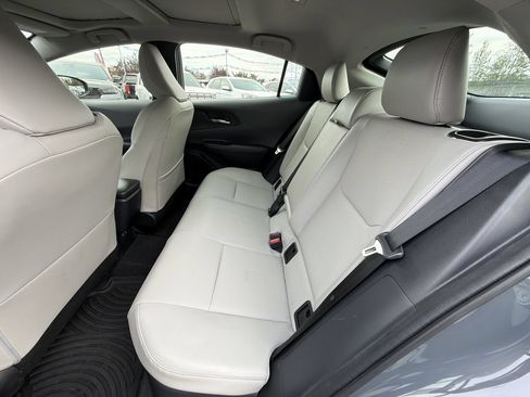 Used 2023 Toyota Prius XLE AWD/4WD image 21