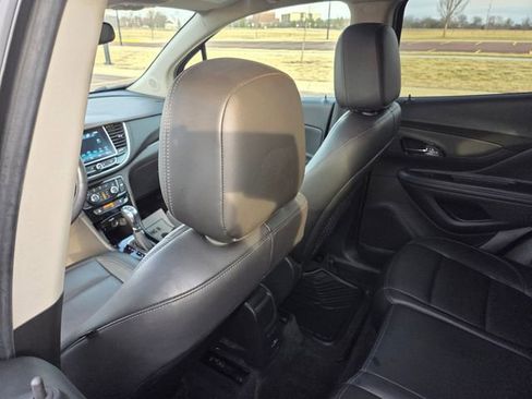 Used 2019 Buick Encore Essence AWD/4WD image 51