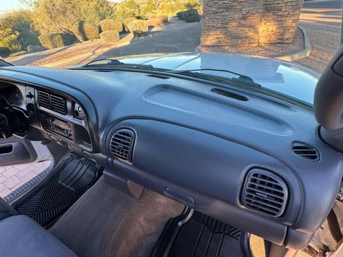 Used 2002 Dodge Ram 2500 Truck 2WD Quad Cab image 28