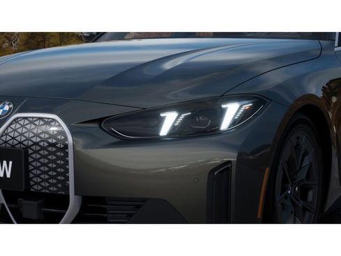 New 2026 BMW i4 eDrive40 image 6