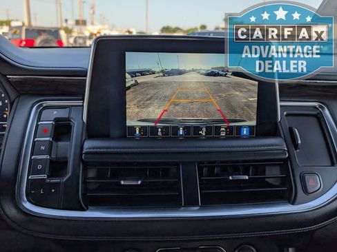 Used 2023 Chevrolet Tahoe Z71 w/ Luxury Package AWD/4WD image 10